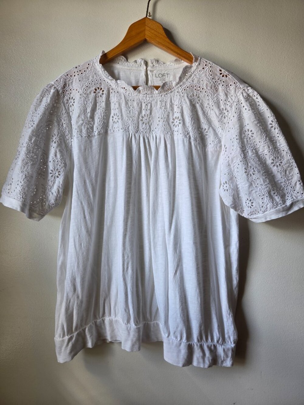 EUC LOFT WHITE COTTON BRODERIE ANGLAISE TOP SIZE XL